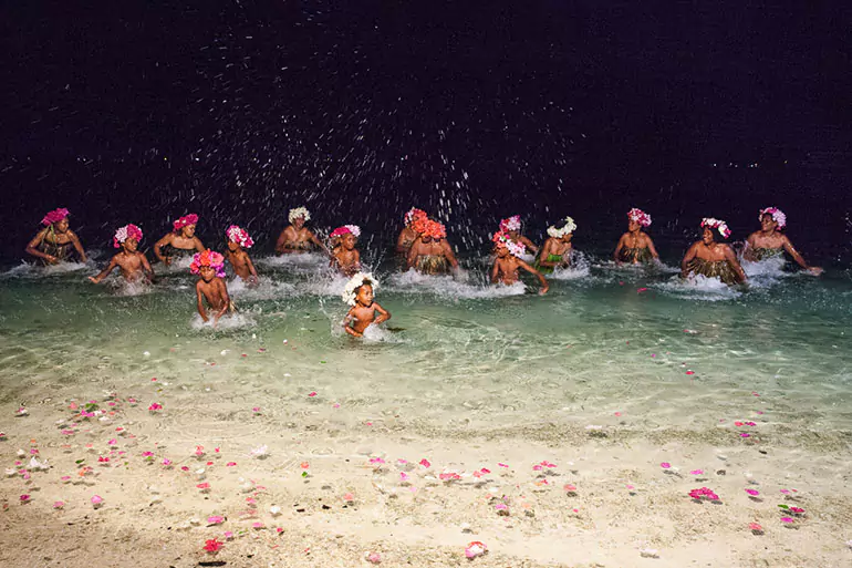 The water music ladies at one of the best resorts in Vanuatu, Aore Island Resort